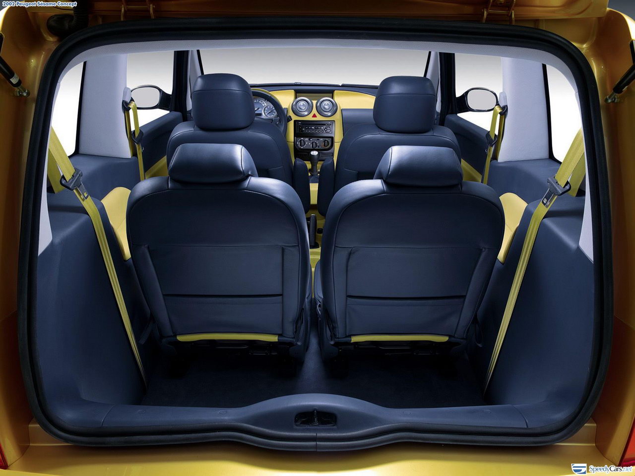 Peugeot Sesame Concept 2002 - 009.jpg